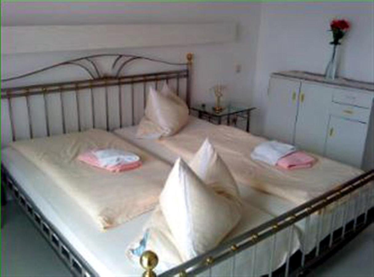 Landgasthof Steinwald Hotel Pullenreuth Esterno foto
