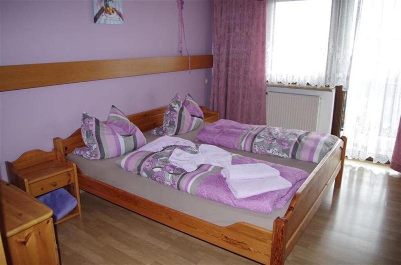 Landgasthof Steinwald Hotel Pullenreuth Esterno foto